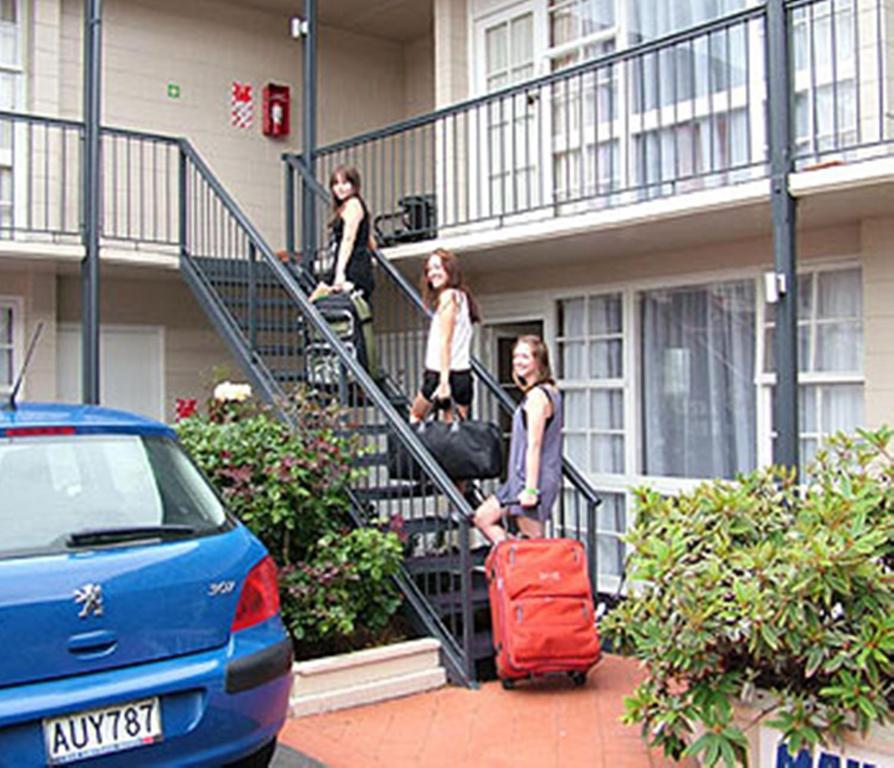 Colonial Inn Motel Christchurch Exterior photo